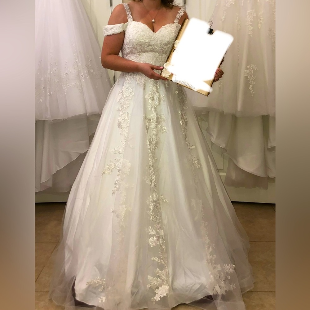 Brand New Wedding Dress